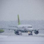 Аэропорт "Борисполь" из-за непогоды приостановил обслуживание рейсов, "Жуляны" меняют расписание