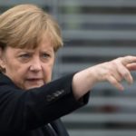 Германия: Меркель призывает запретить одежду, закрывающую лицо